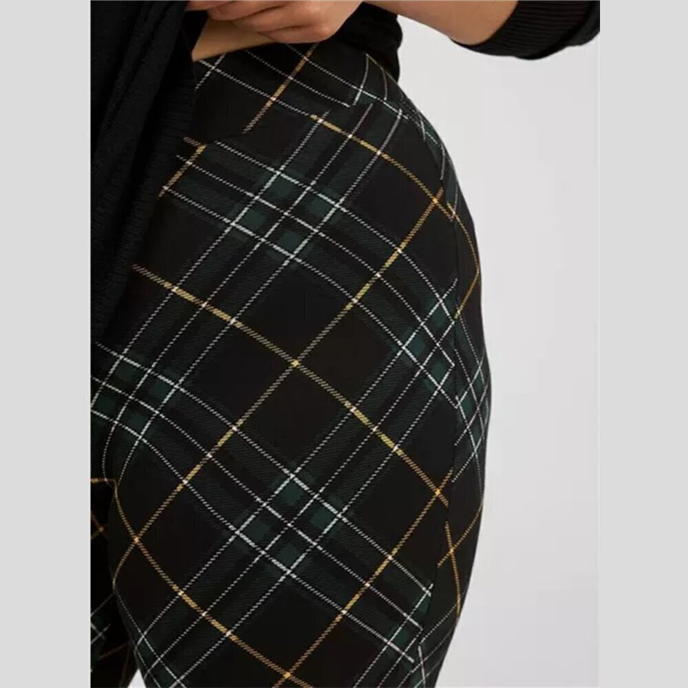 Torrid - Full-Length Legging in Study Plaid, Deep Black